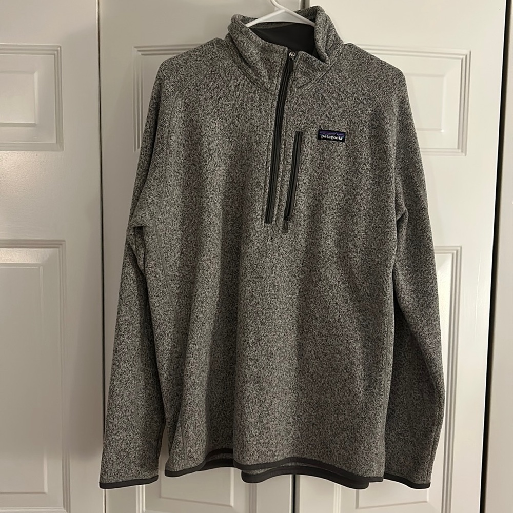 Patagonia quarter zip size large